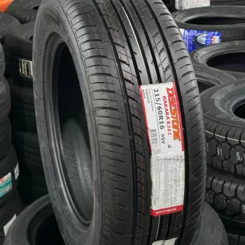 215/60R16 Deestone